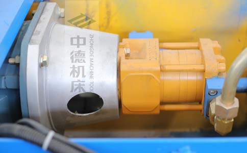 ZDPK-8025采用國內一流品牌電機及油泵，動力強勁，噪音低.jpg